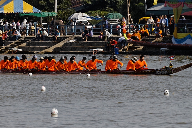 Phimai boat races-077